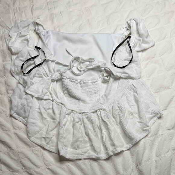 Forever 21 White Ruffled Blouse - Picture 3 of 3